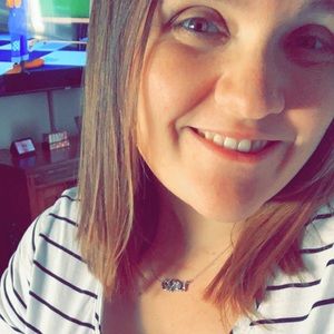 Meet your Posher, Courtney